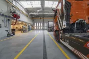 Panevėžio sunkvežimių servisas su Renault sunkvežimiu