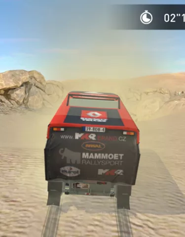 „RENAULT TRUCKS” VAIRAVIMO SIMULIATORIAUS PROGRAMĖLĖ PAPILDYTA NAUJA RALIO REIDO APLINKA