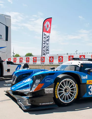 „RENAULT TRUCKS“ PRISTATO SPECIALIOS SERIJOS „T HIGH EDITION - TEAM ALPINE“ SUNKVEŽIMĮ