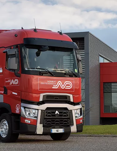 Renault Trucks T High