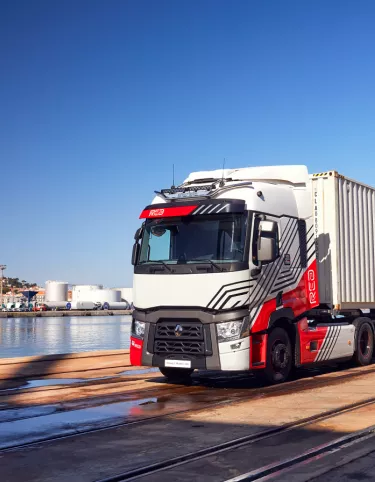 Renault Trucks RED