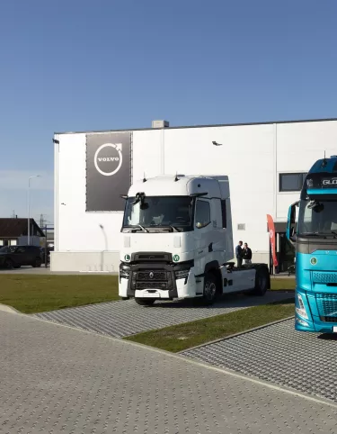New Trucks service In 
